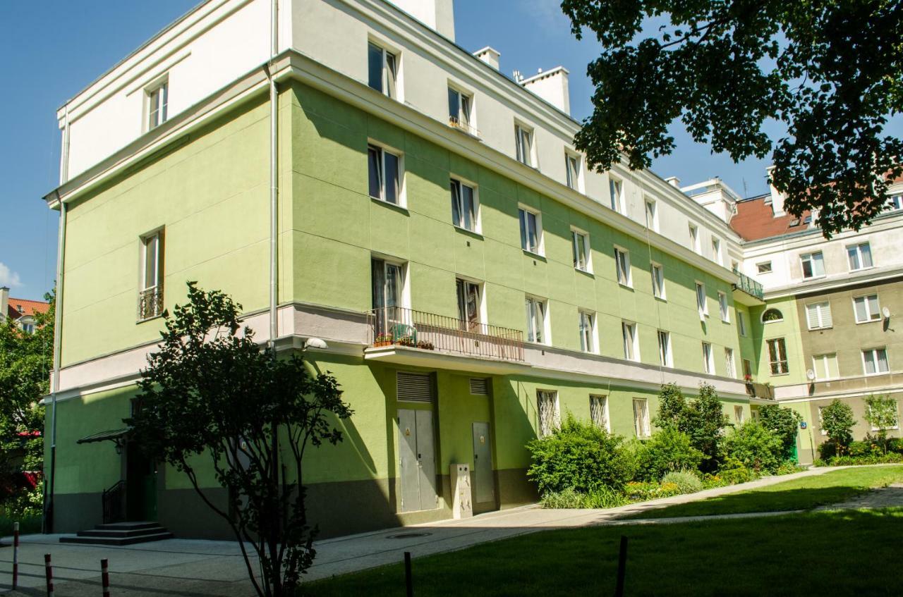 Slow Life Apartment Next To Metro Station Varsovie Extérieur photo